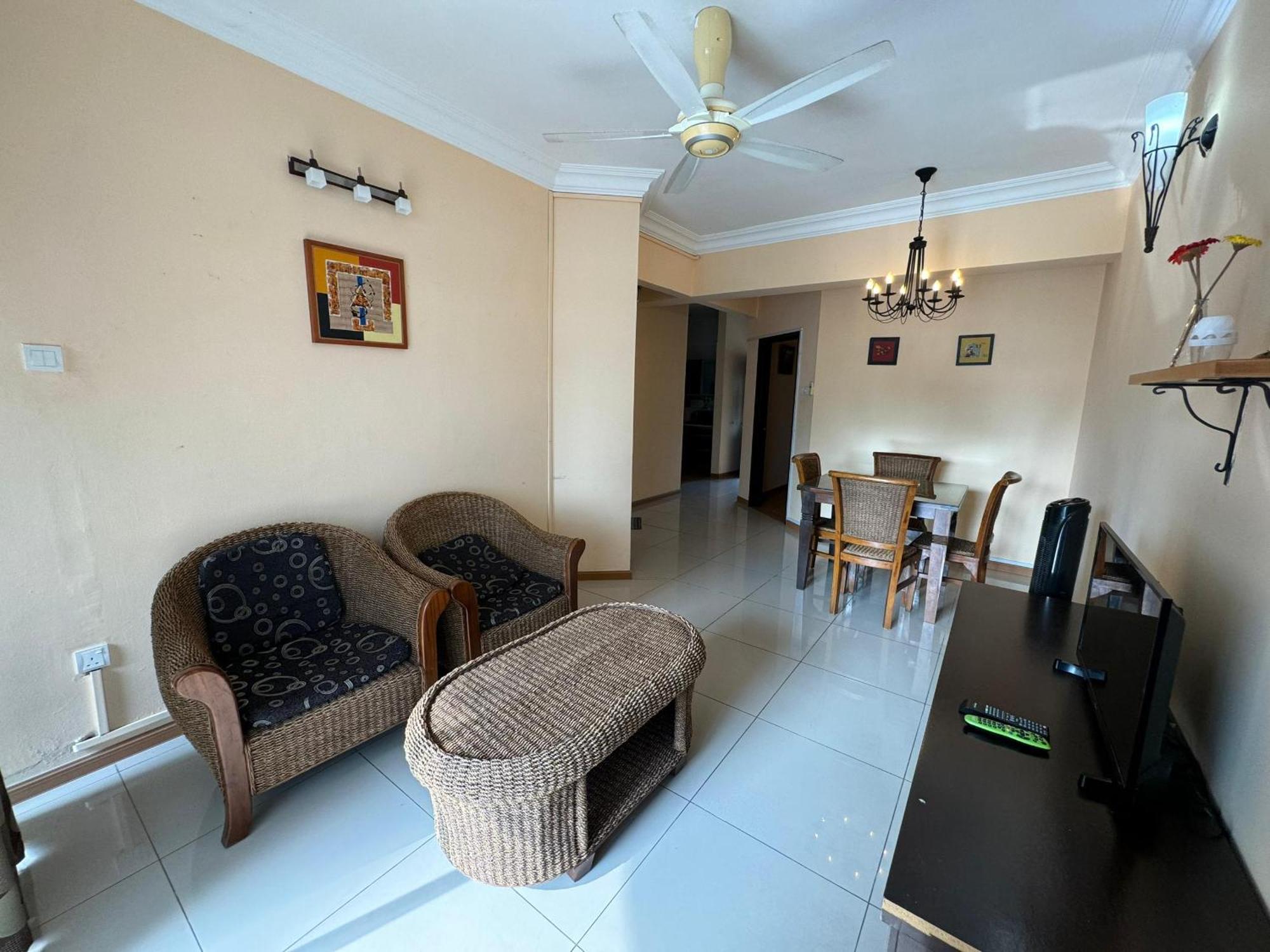 Ricco Ruby Homestay Kampong Bagan Pinang 外观 照片